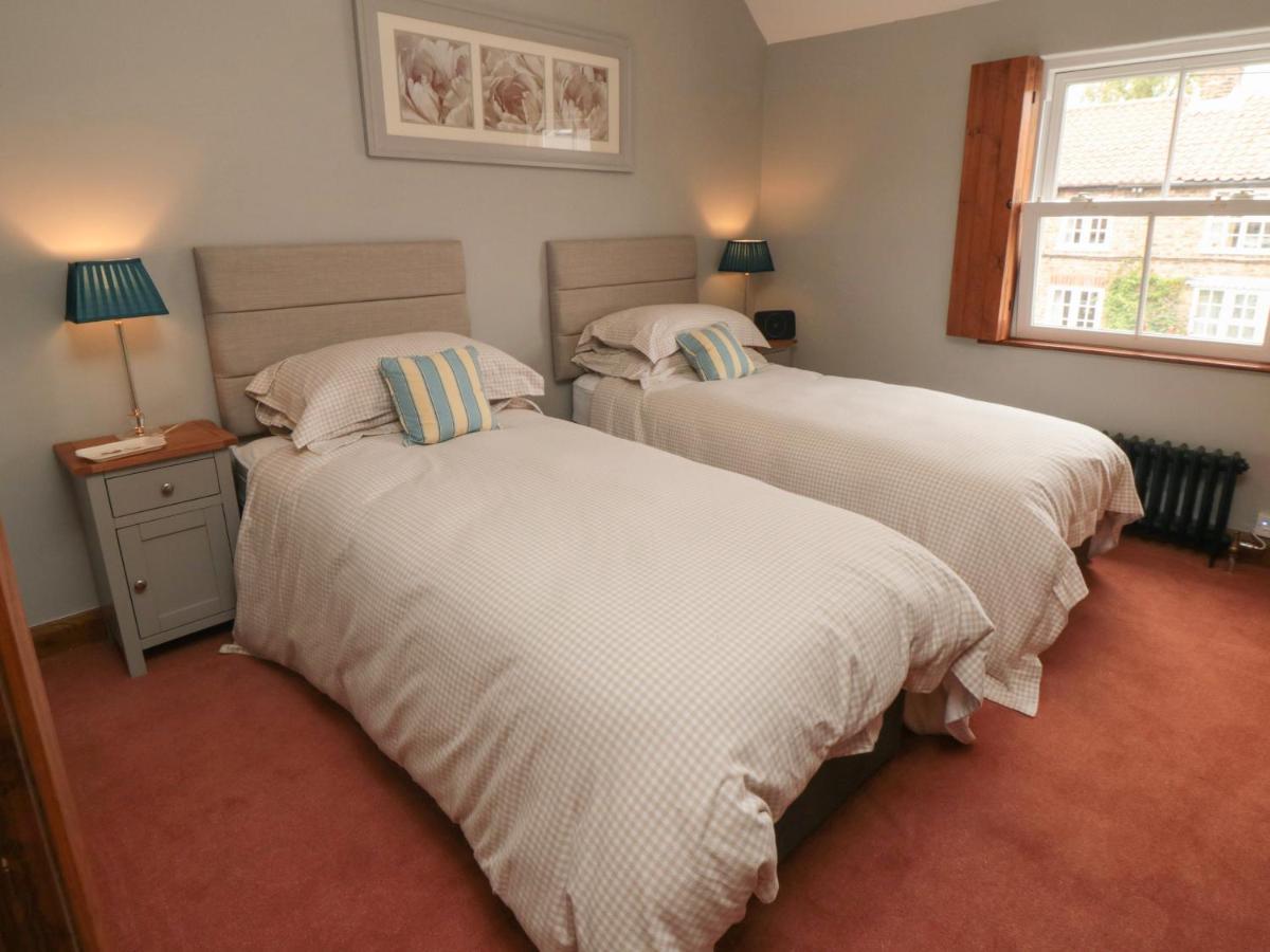 Ascot Cottage York Esterno foto